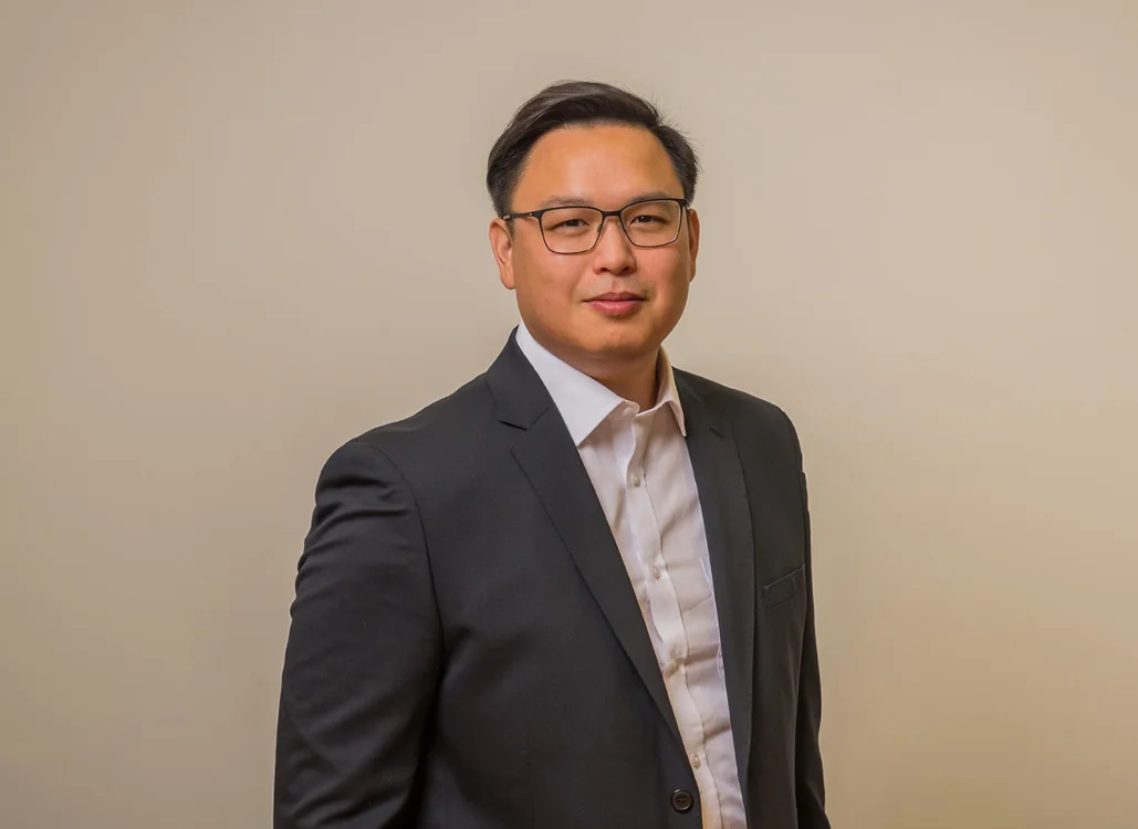 Jonathan Chung - Commercial and Residential Property expert