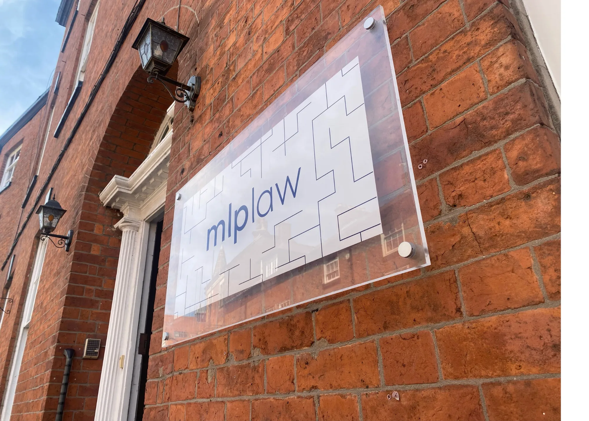 Expert Commercial Solicitors - mlplaw - commercial solicitors in Altrincham